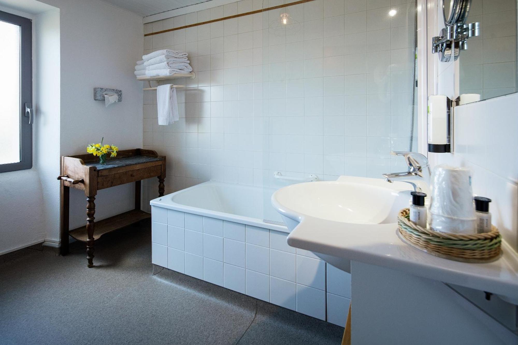 Hotel Restaurant De La Poste Et La Grange Detente, Espace Bien-Etre Châteauneuf-de-Randon Szoba fotó