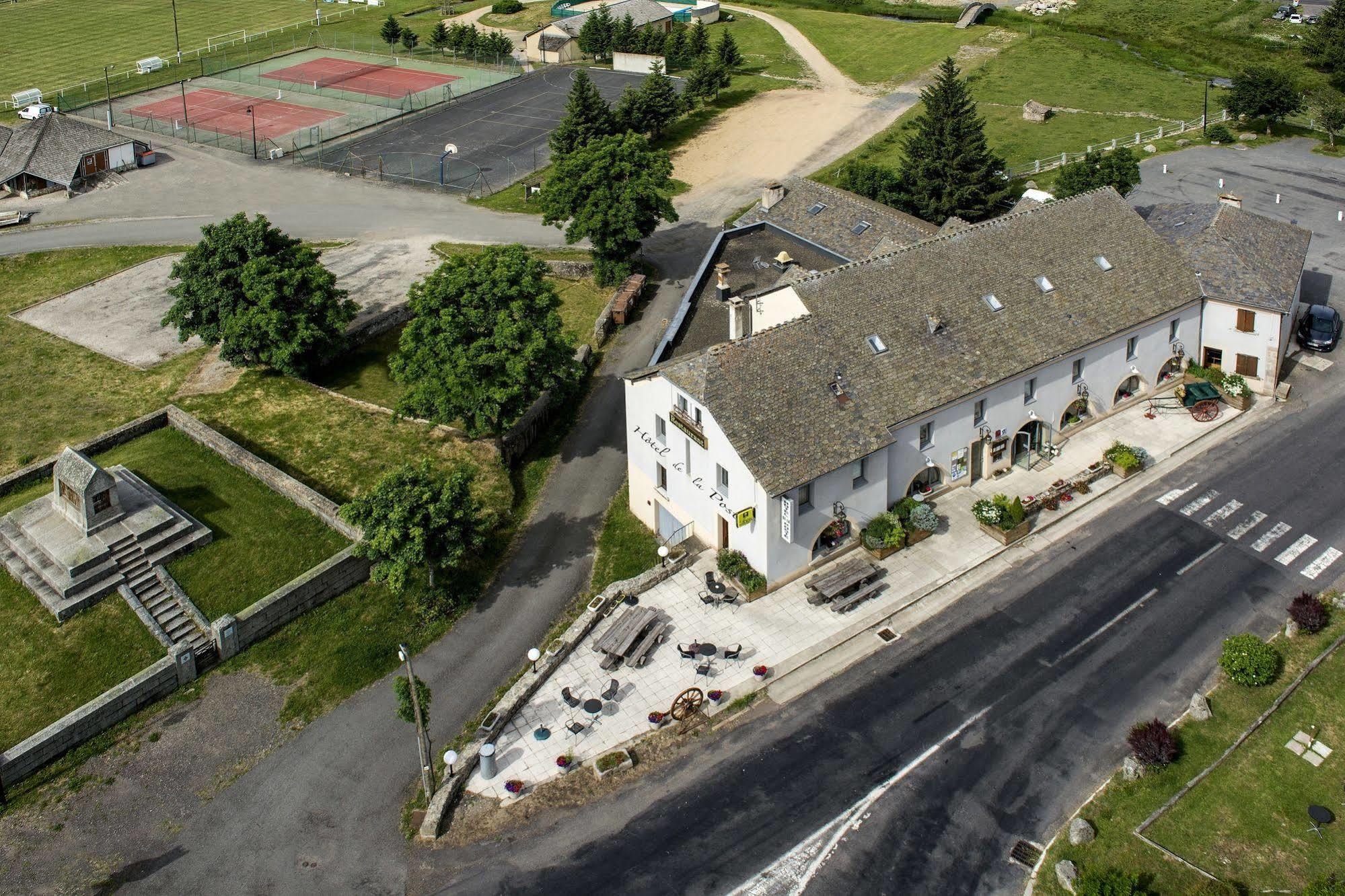 Hotel Restaurant De La Poste Et La Grange Detente, Espace Bien-Etre Châteauneuf-de-Randon Kültér fotó
